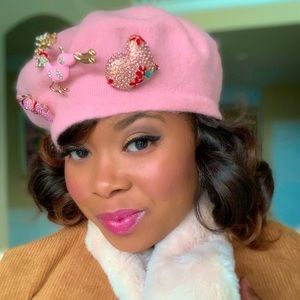 “Royalty” French Style Beret & Detachable Brooches